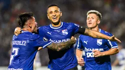 Santiago Gonzáles, Yoshimar Yotún y Catriel Cabellos.