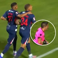 Paolo Guerrero anotó un golazo ante Garcilaso, pero por polémica decisión lo anularon