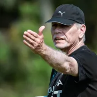 "Quedamos preocupados": la reacción en la interna de Cristal tras rumores de la renuncia de Autuori