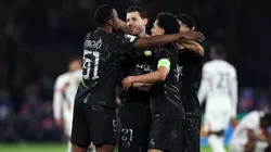 Los jugadores de PSG celebran uno de los goles ante Chelsea.