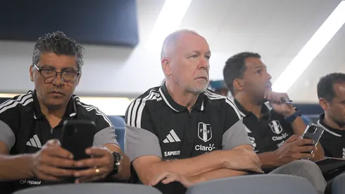 Mano Menezes en la Selección Peruana.