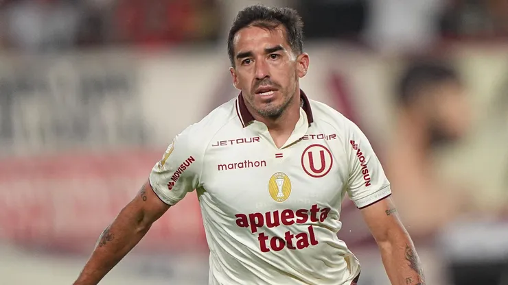 Alzugaray festeja su gol contra UTC en el Apertura 2026.