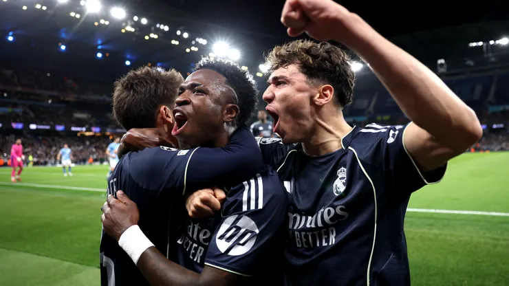 Jugadores del Real Madrid celebrando.