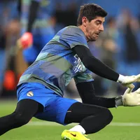 ¿Qué le pasó a Thibaut Courtois y por qué no jugó el segundo tiempo de Manchester City vs Real Madrid?