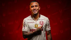 Bryan Reyna con la camiseta de Universitario.