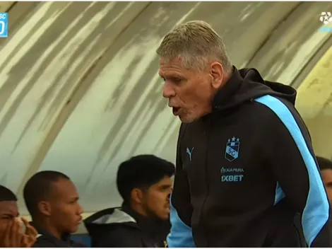 "Debe irse" y "Es insostenible": los hinchas de Cristal apuntan a Autuori tras perder ante Los Chankas