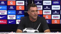 Pablo Guede en conferencia de prensa.