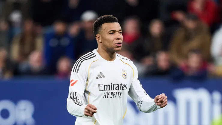 Kylian Mbappé apunta a ser titular en el derbi.