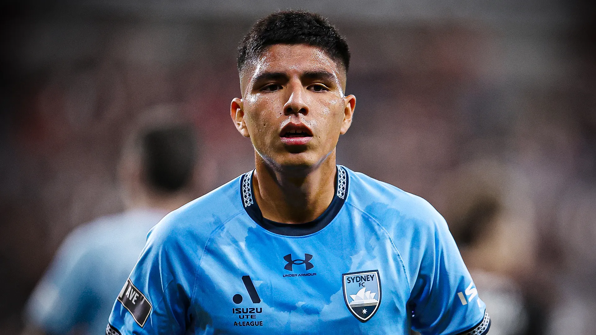 Piero Quispe jugando en el Sydney FC.