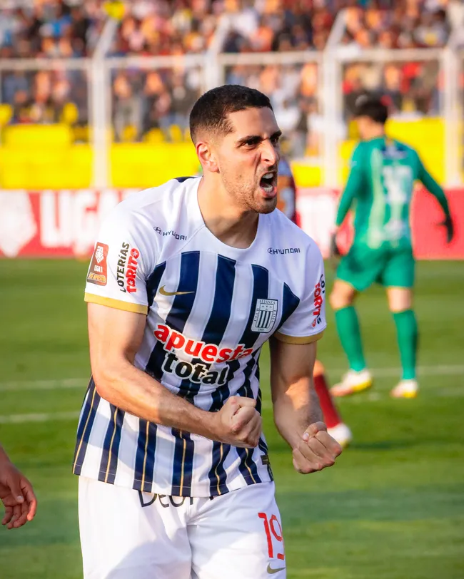 Pablo Sabbag festejando un gol con Alianza Lima. (Foto: Liga 1)