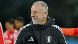 Mano Menezes, DT de Perú.