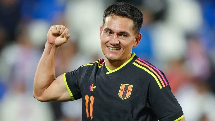 Jairo Vélez celebrando.