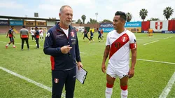 Christian Cueva le habla a Mano Menezes para regresar a la Selección Peruana.