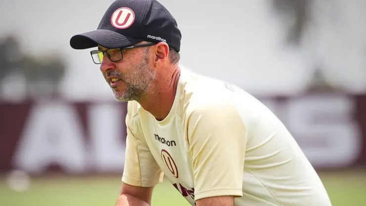 Universitario decidió sobre Javier Rabanal antes del clásico con Alianza Lima.