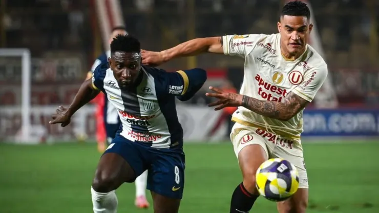 Eryc Castillo de Alianza Lima y Anderson Santamaría de Universitario.