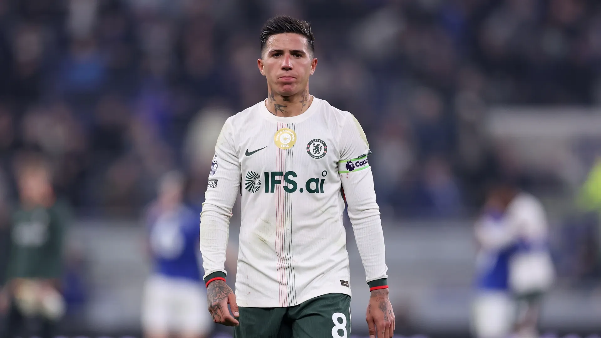 Enzo Fernández sigue suspendido internamente en Chelsea (Getty Images).