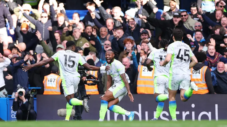 Festejo en Manchester City en su victoria ante Chelsea en Stamford Bridge.