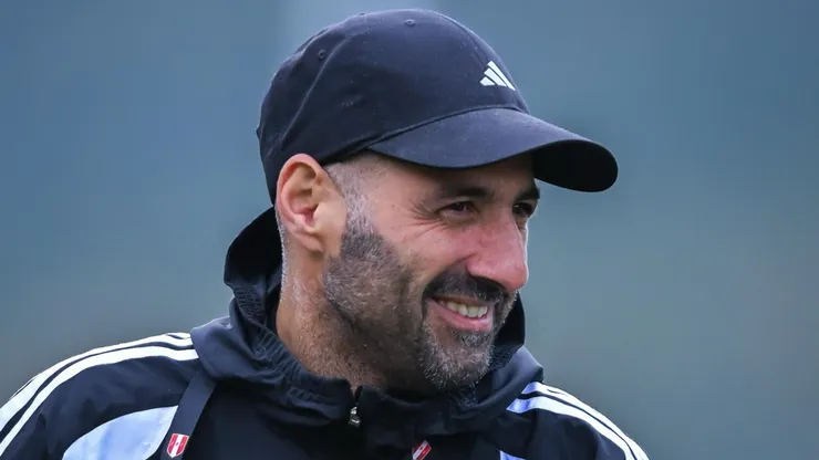 Antonio Spinelli DT de la Selección Peruana.