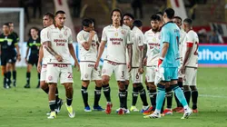 Jugadores de Universitario en el Estadio Monumental.