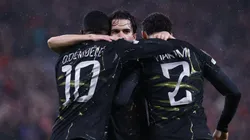 Jugadores de PSG celebrando hoy ante Liverpool.