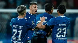 Jugadores de Sporting Cristal celebrando.