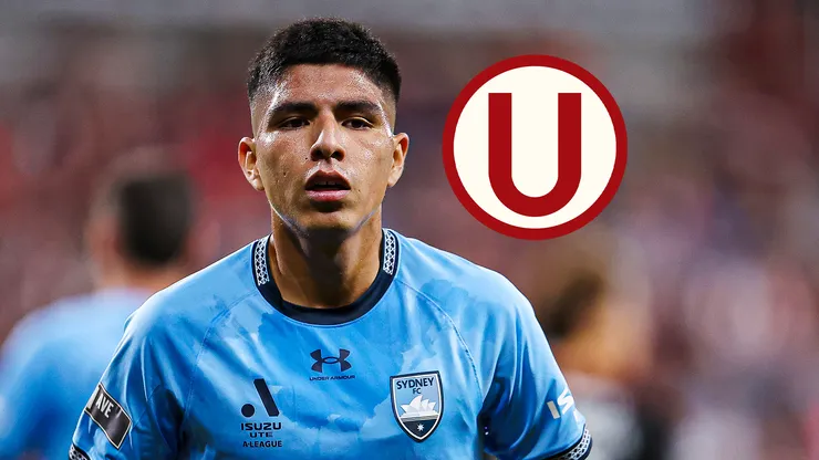 Piero Quispe jugando para el Sydney FC y con el escudo de Universitario.
