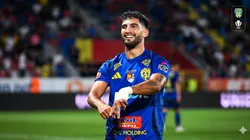 Renato Espinosa celebrando.