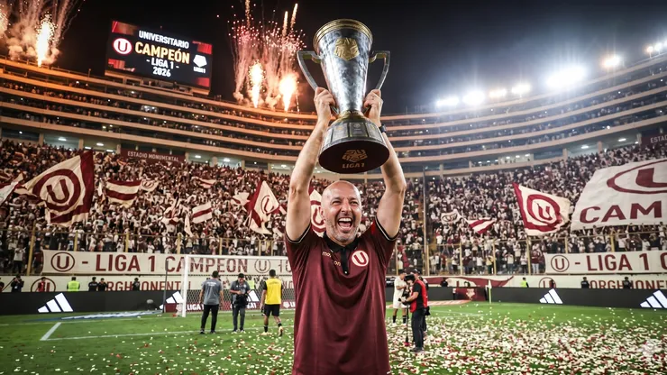 Javier Rabanal celebrando.