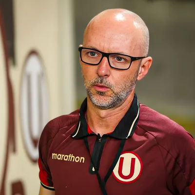 'U' oficializa salida de Rabanal y anuncia a su reemplazo