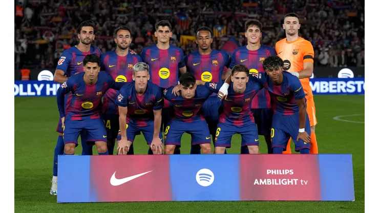 BARCELONA, SPAIN - APRIL 22: The FC Barcelona team pose for a photo prior to the LaLiga EA Sports match between FC Barcelona and RC Celta de Vigo at Spotify Camp Nou on April 22, 2026 in Barcelona, Spain. (Photo by Alex Caparros/Getty Images)