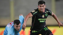 José Rivera ante Deportivo Garcilaso.