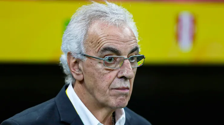 Jorge Fossati no será entrenador de Universitario pues firmó con otro club.