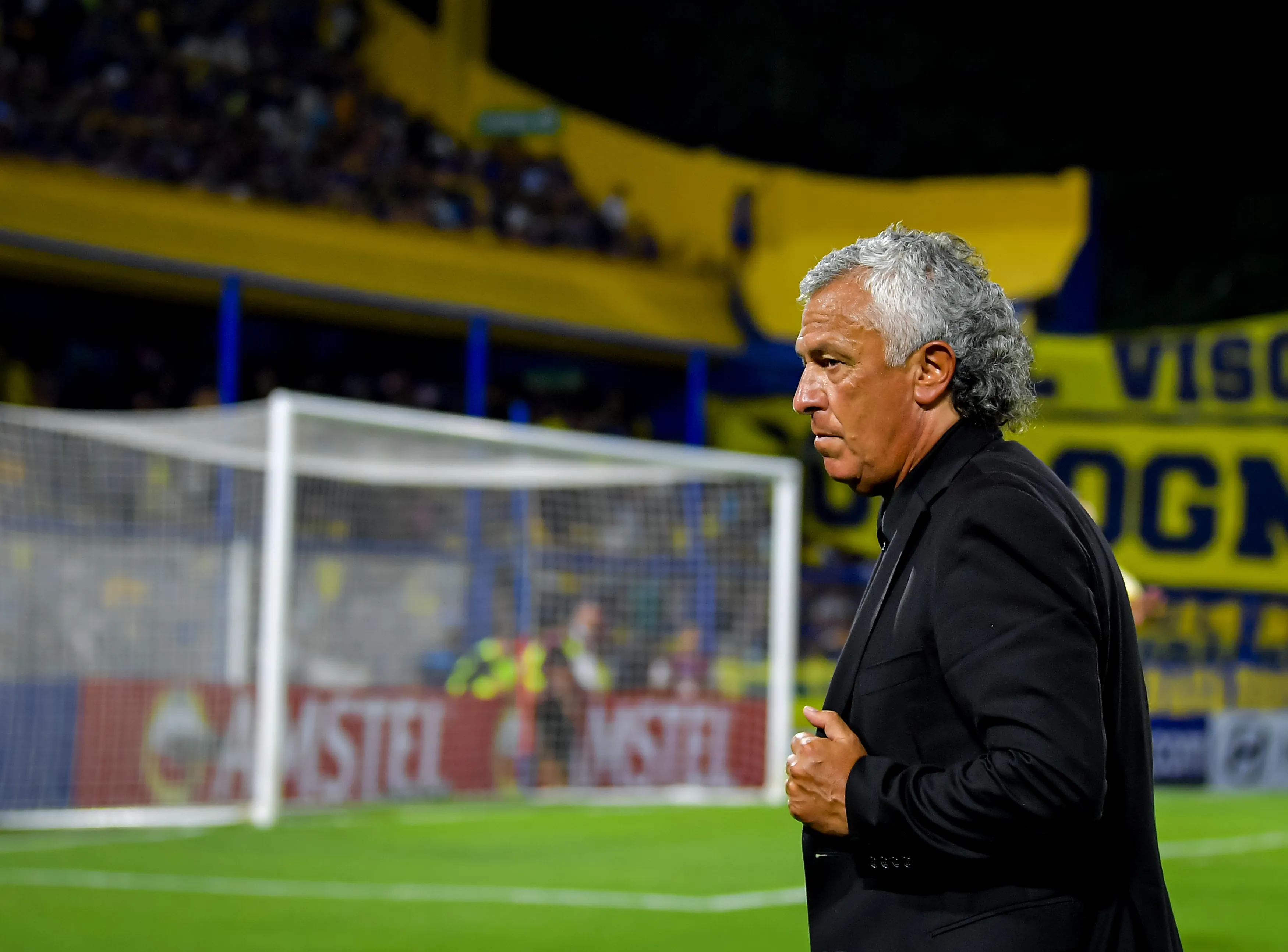 El técnico argentino Néstor Gorosito tras la clasificación de Alianza Lima a la Fase 3 de la Copa Libertadores luego de eliminar a Boca Juniors en La Bombonera. (Foto: Getty Images)