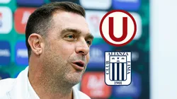 El técnico Pablo Guede con los escudos de Universitario y Alianza Lima.