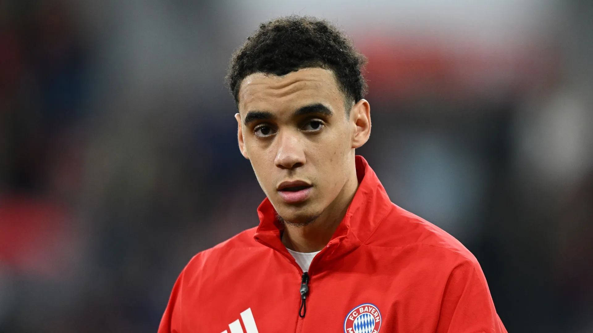 Jamal Musiala arranca ante PSG (Getty Images).