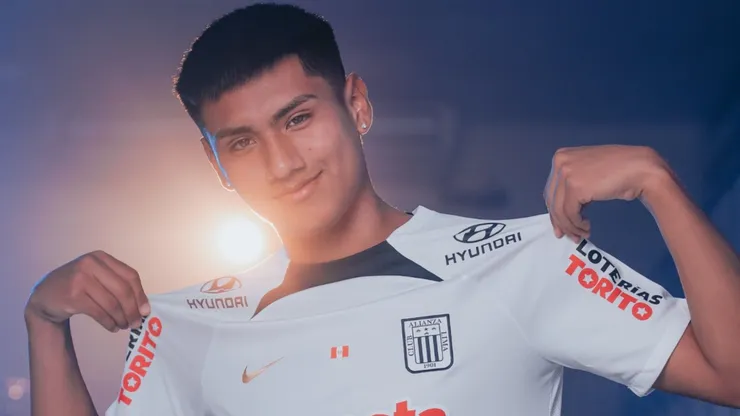Piero Cari, volante de Alianza Lima.