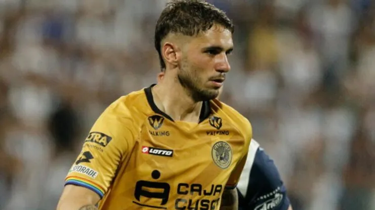 Felipe Rodríguez, jugador uruguayo, denunció a Cusco FC ante la FIFA.