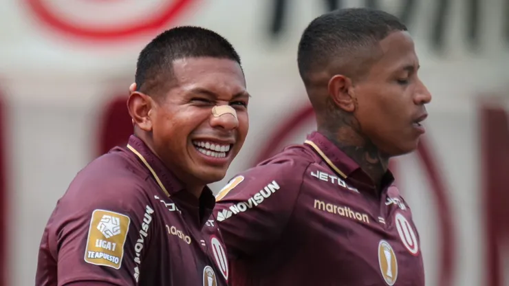 Universitario ganó, gustó y goleó 4-1 al Juan Pablo II por la Liga 1.
