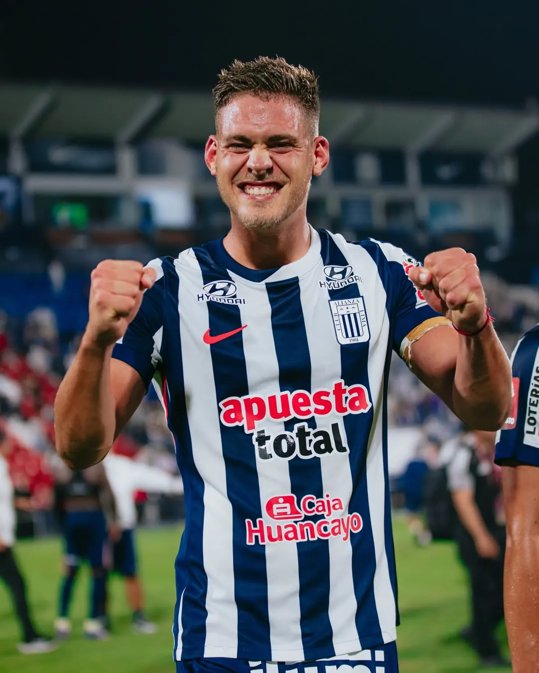 Federico Girotti festejando su primer gol con Alianza Lima en el Torneo Apertura 2026 de la Liga 1 de Perú. (Foto: Liga 1)