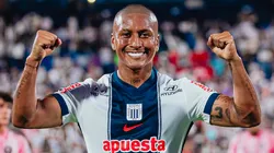 Pedro Aquino jugando con Alianza Lima ante Inter Miami en un partido amistoso.