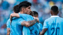 Jugadores de Sporting Cristal celebrando.