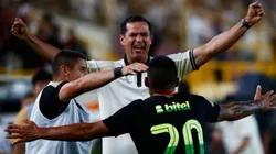Jorge Araujo seguiría en Universitario como director técnico.
