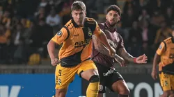Coquimbo superó a Universitario en Chile.
