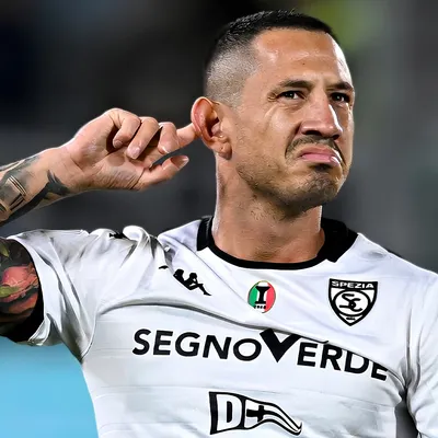 Lapadula busca nuevo club tras descender con Spezia