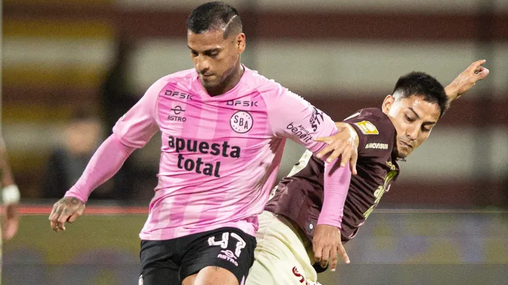 Miguel Trauco y Jorge Murrugarra.