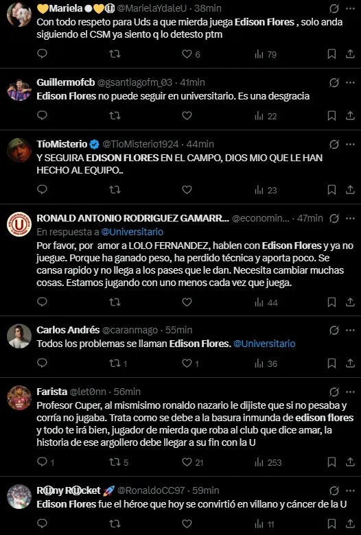 Hinchas en contra de Edison Flores (Foto: X).