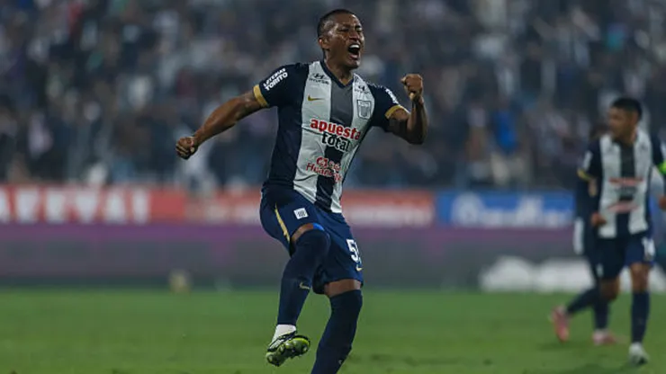 Pedro Aquino se va de Alianza Lima y toma esta decisión ante las lesiones.