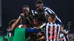 Jugadores de Alianza Lima celebrando.