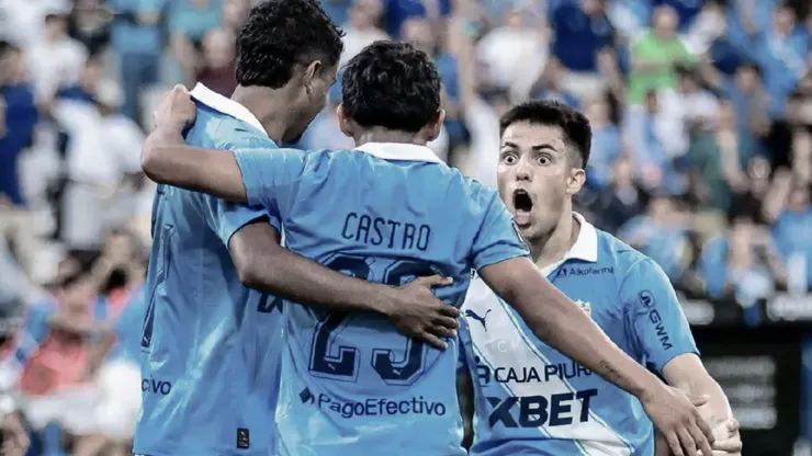 Gabriel Santana, Maxloren Castro y Santiago González.