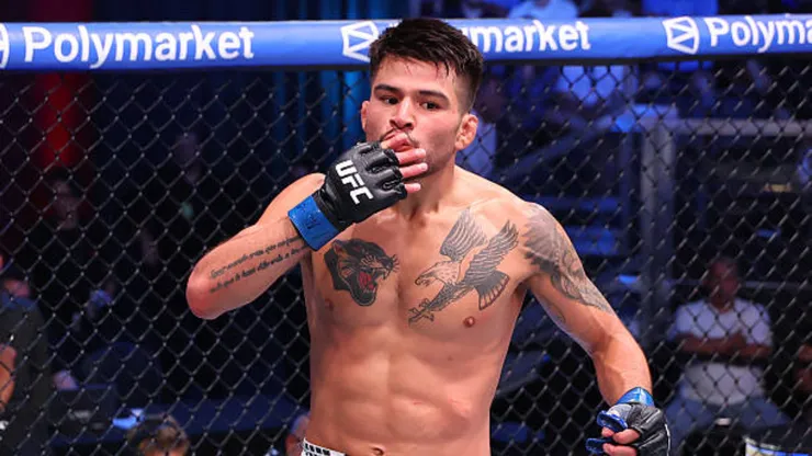 Cuánto dinero ganó Juan 'Pegajoso' Díaz por derrotar a Malcolm Wellmaker.